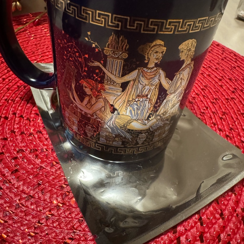 Various items - Picture 9 of 12